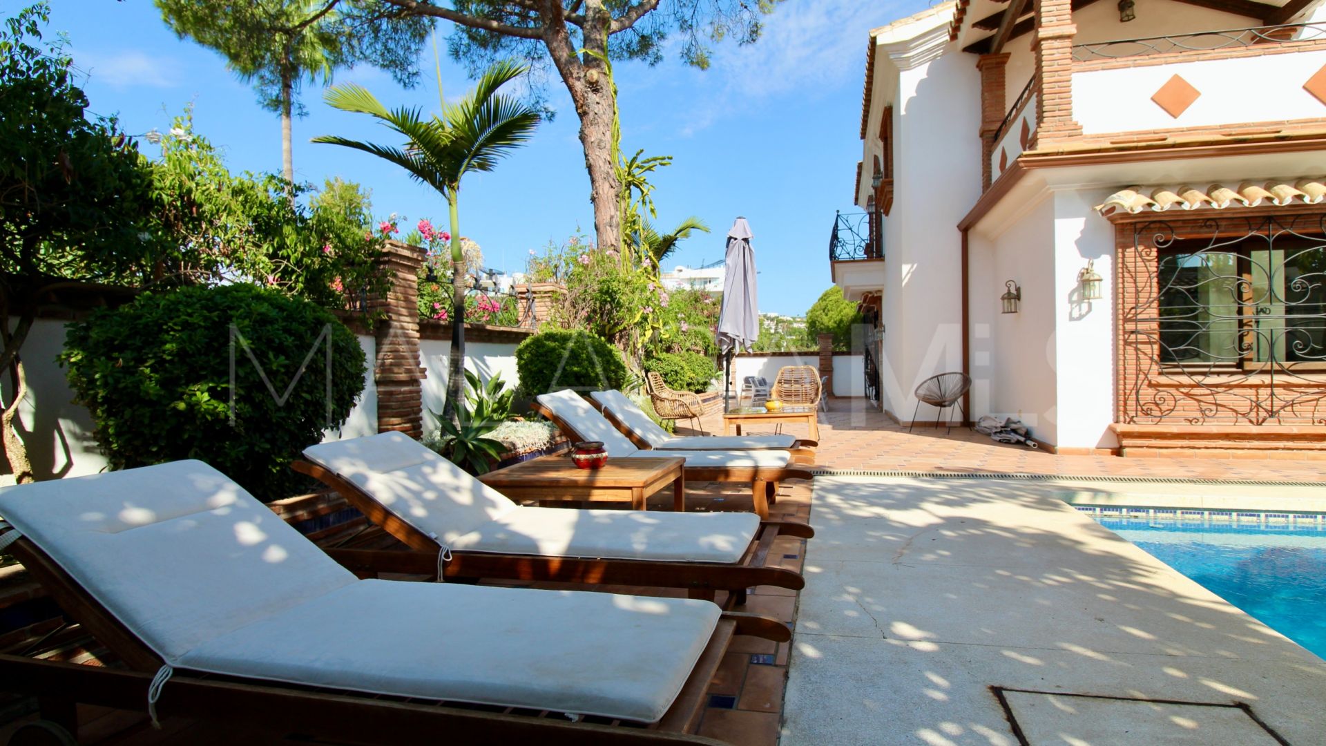 Villa for sale in El Presidente
