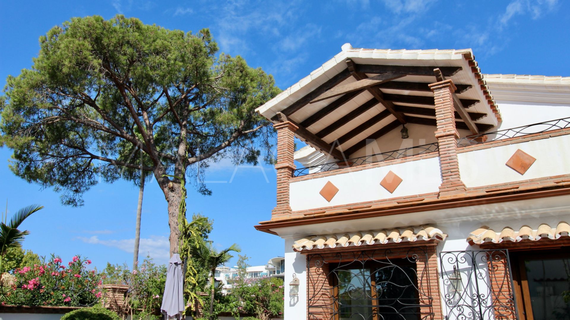 Villa for sale in El Presidente