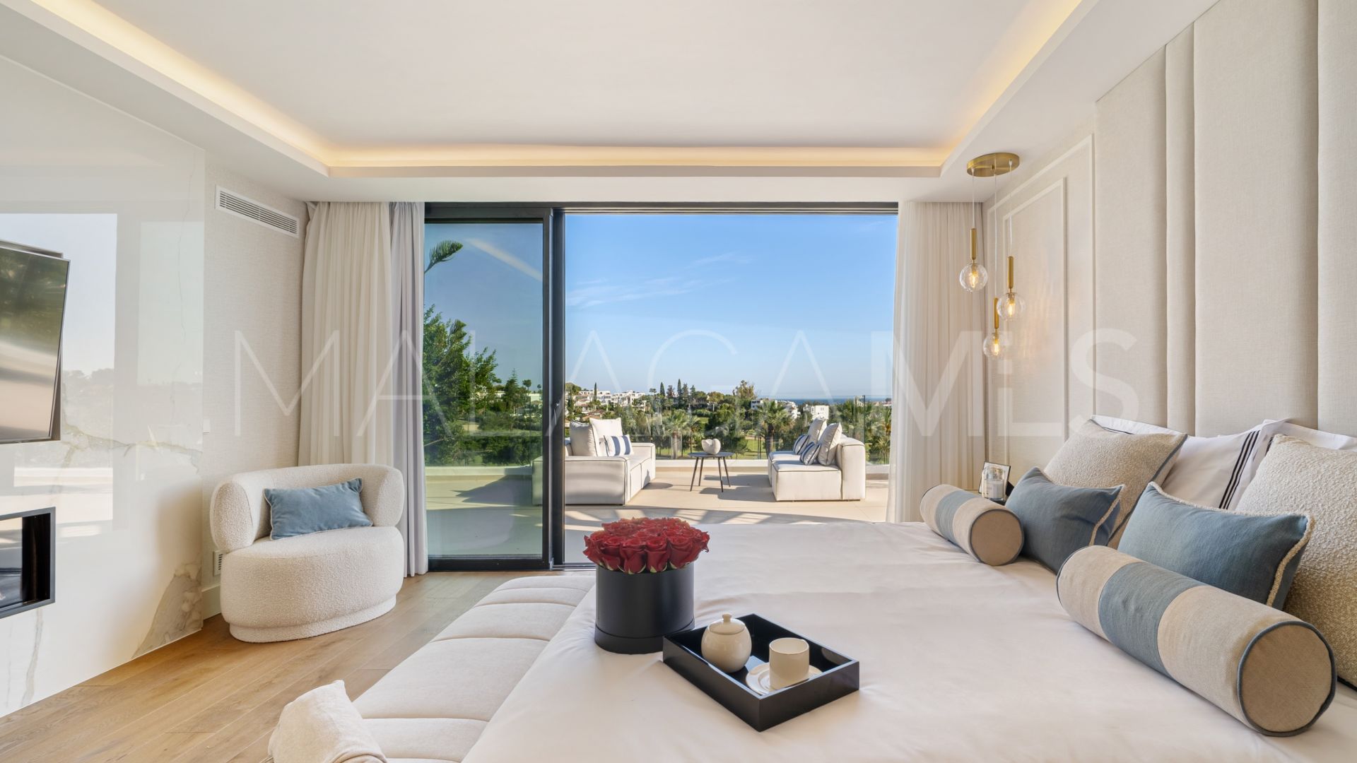 Villa for sale in Los Naranjos