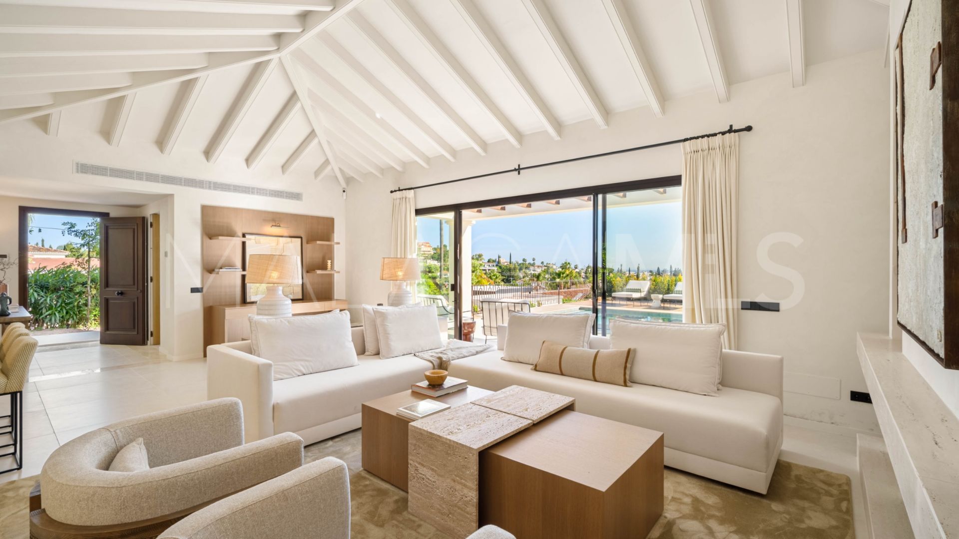Los Naranjos Country Club villa for sale