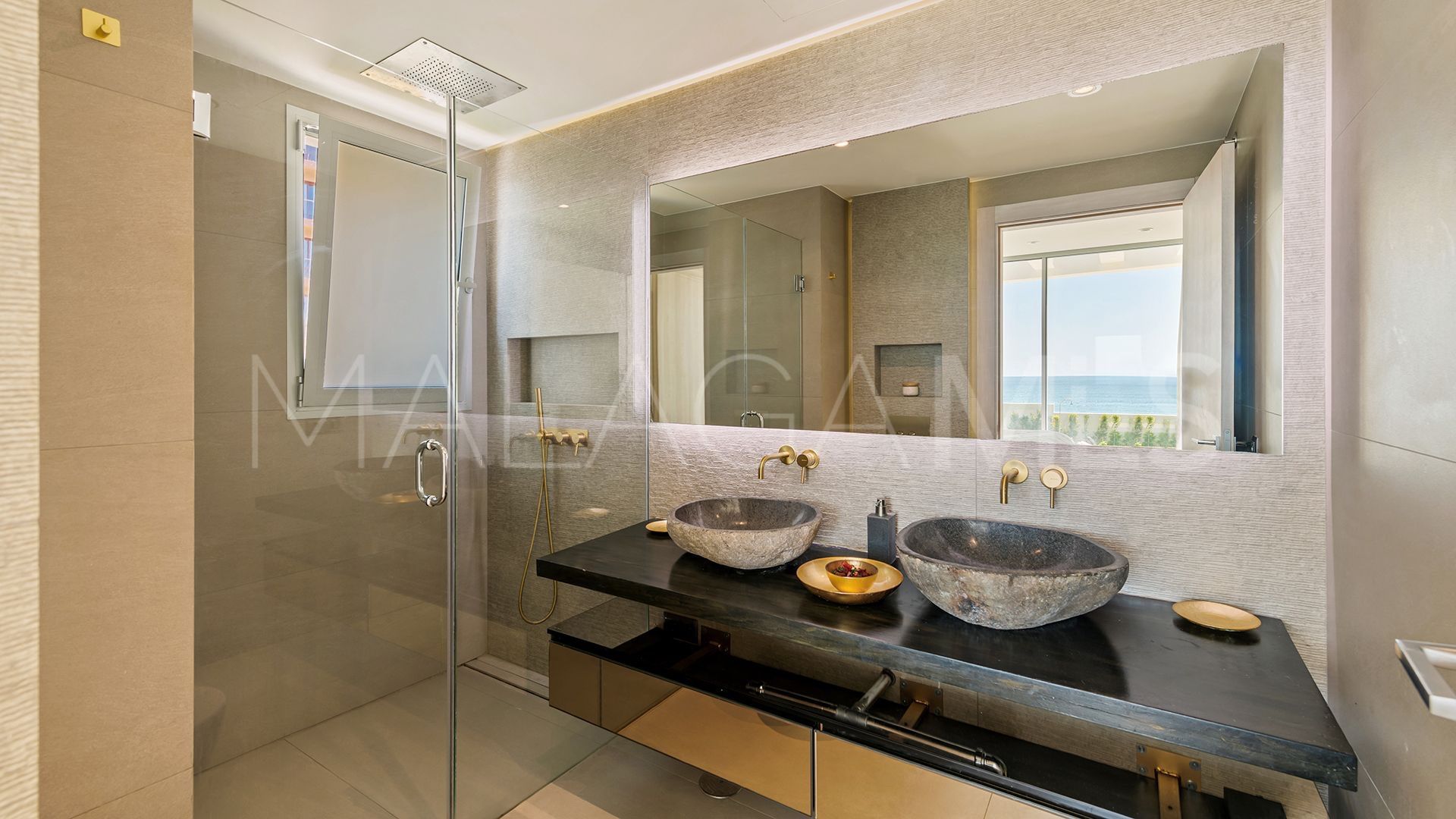 Villa for sale in Cala de Mijas