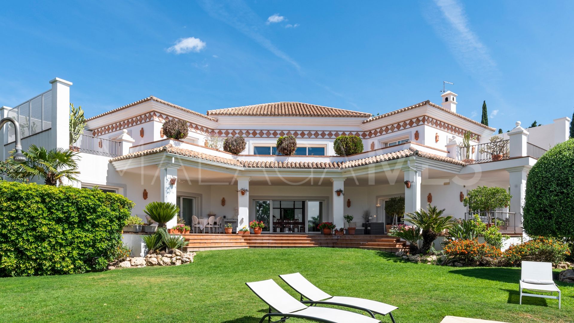 Villa for sale in Paraiso Alto