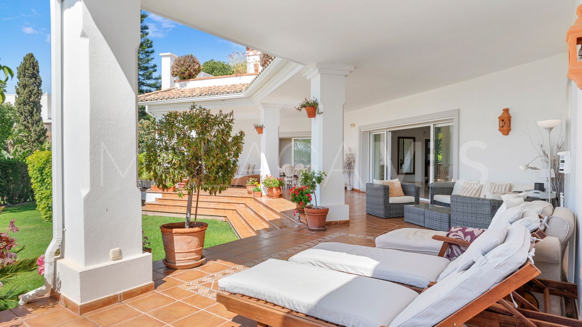Villa for sale in Paraiso Alto