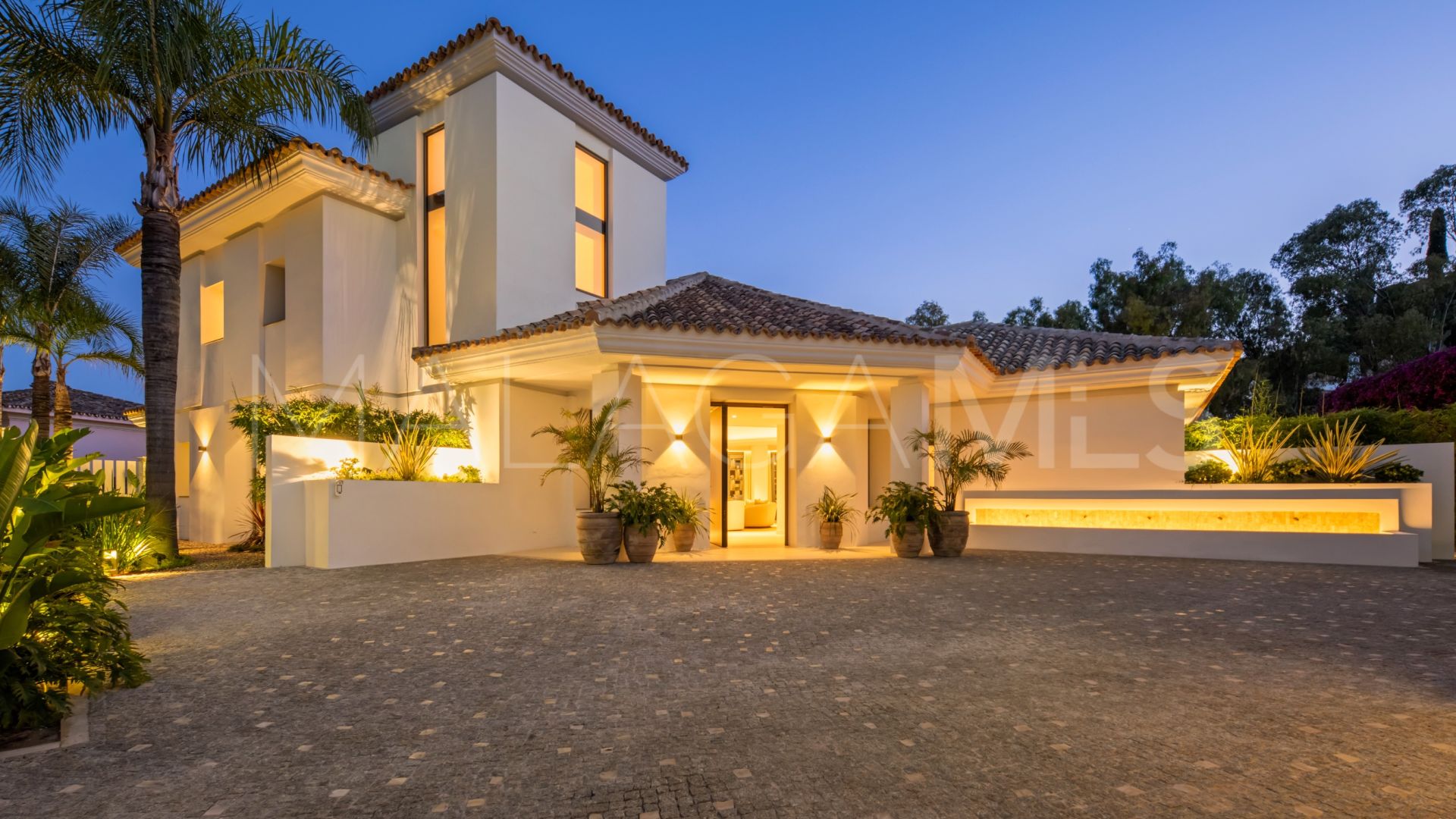 Villa for sale in El Herrojo