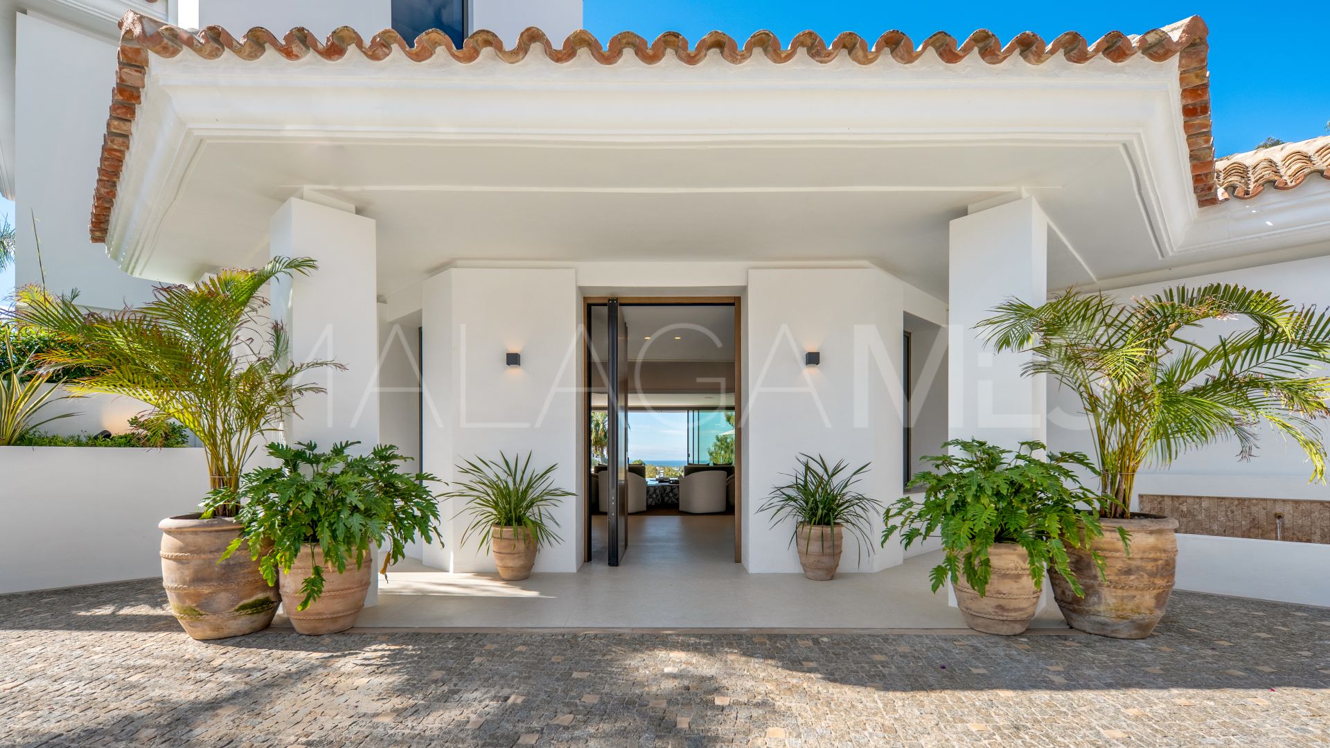 Villa for sale in El Herrojo