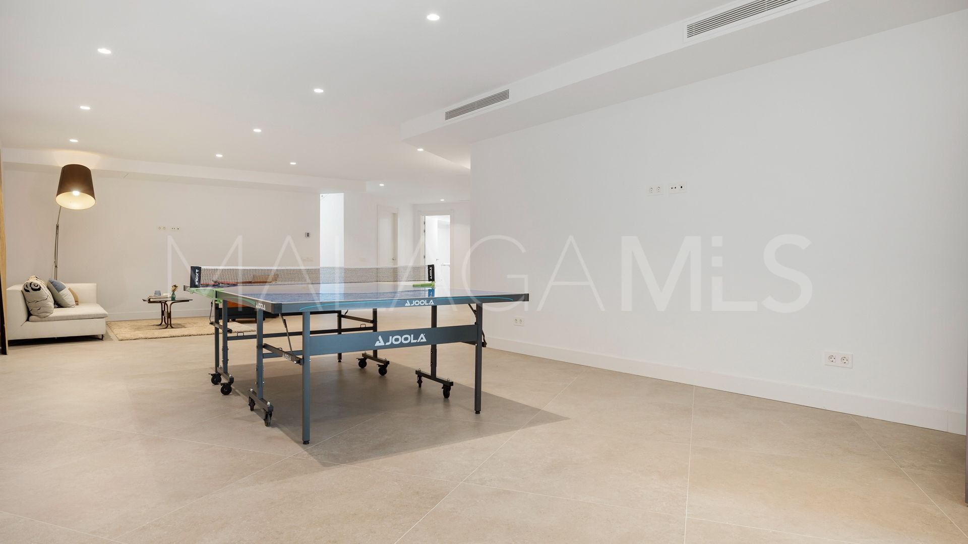 Villa for sale in Marbesa