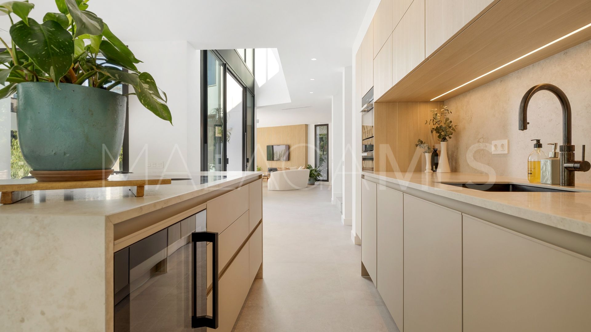 Villa for sale in Marbesa