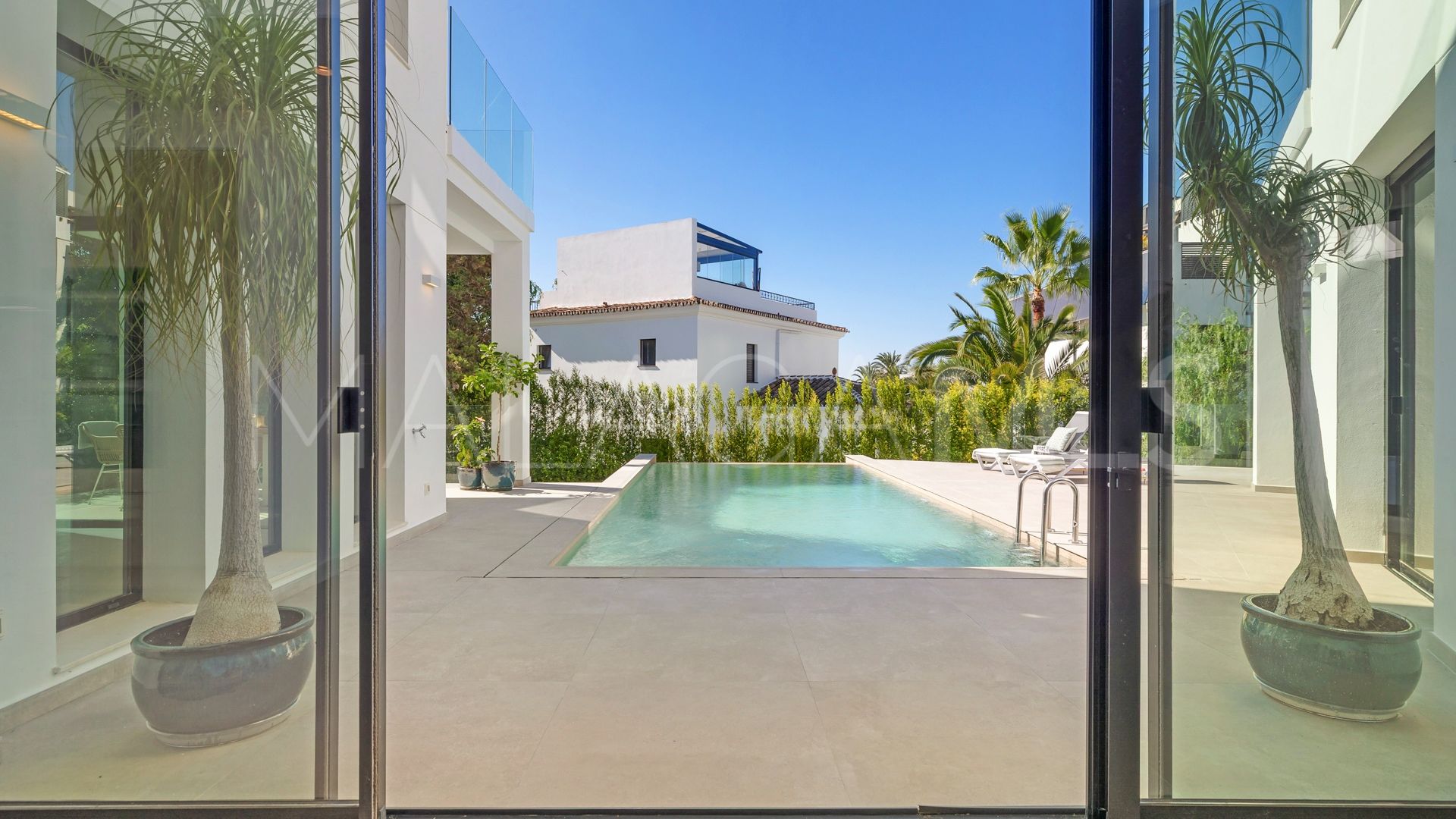 Villa for sale in Marbesa