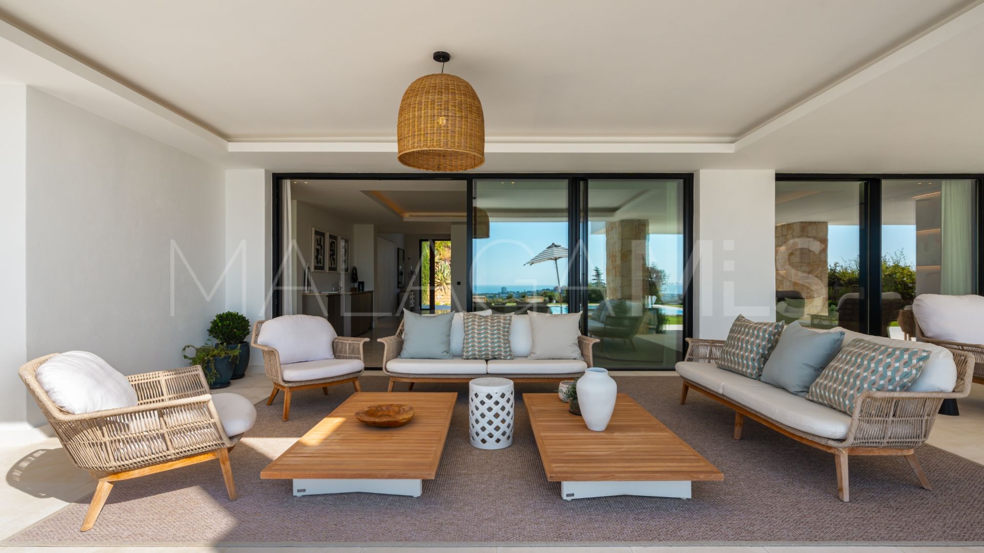 Villa for sale in El Herrojo