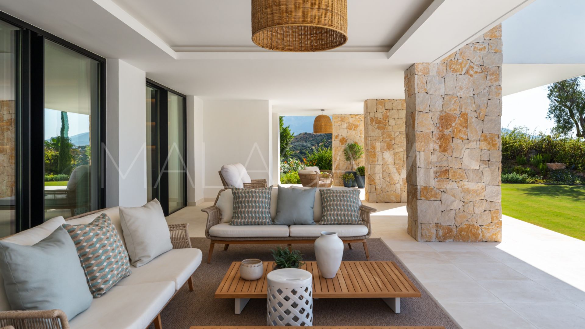 Villa for sale in El Herrojo