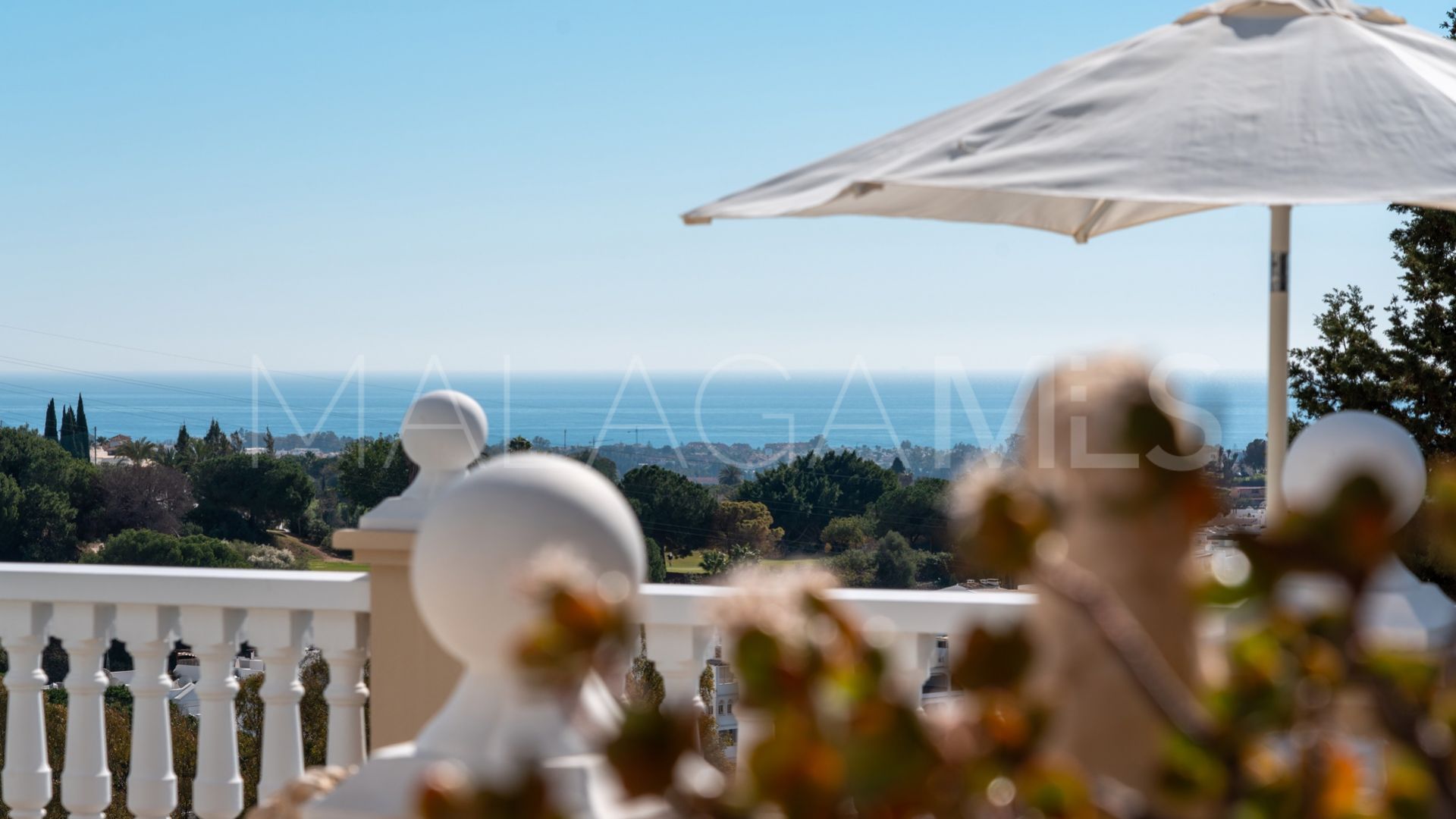 Villa for sale in El Herrojo