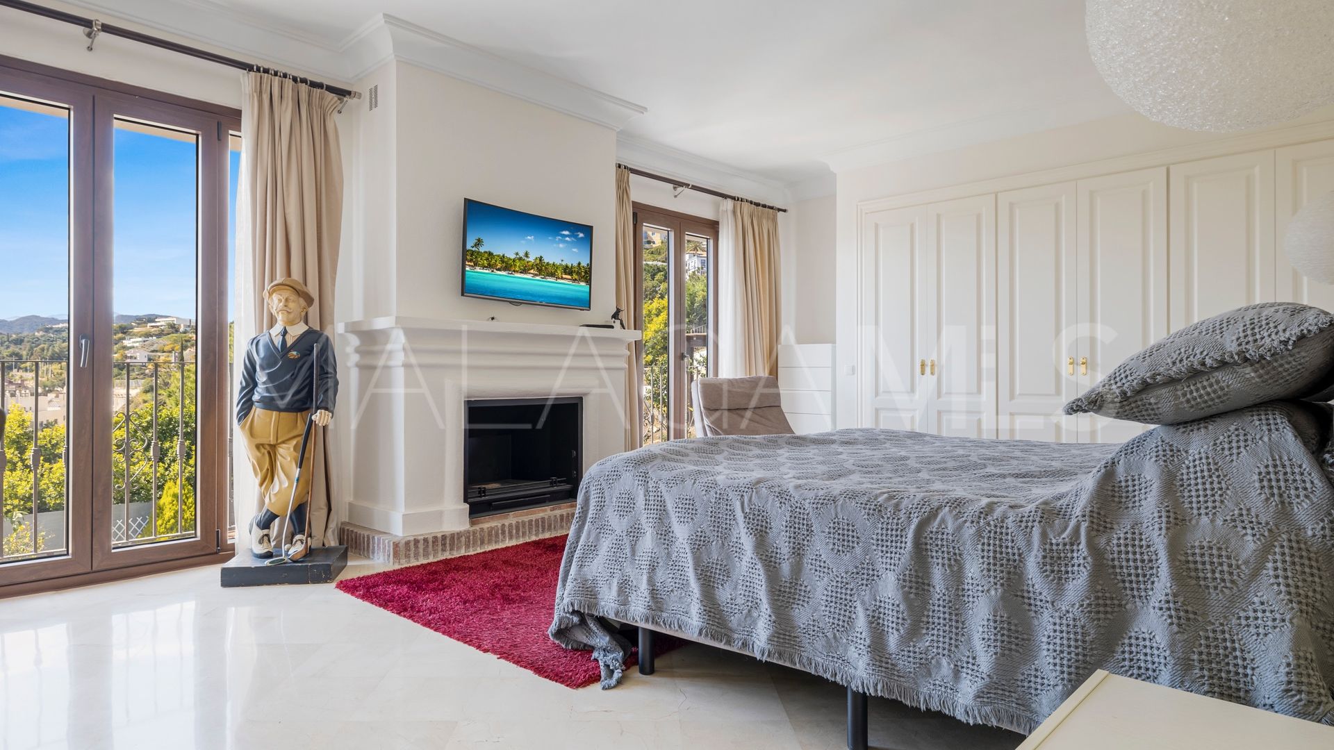 Hus i byn for sale in La Heredia