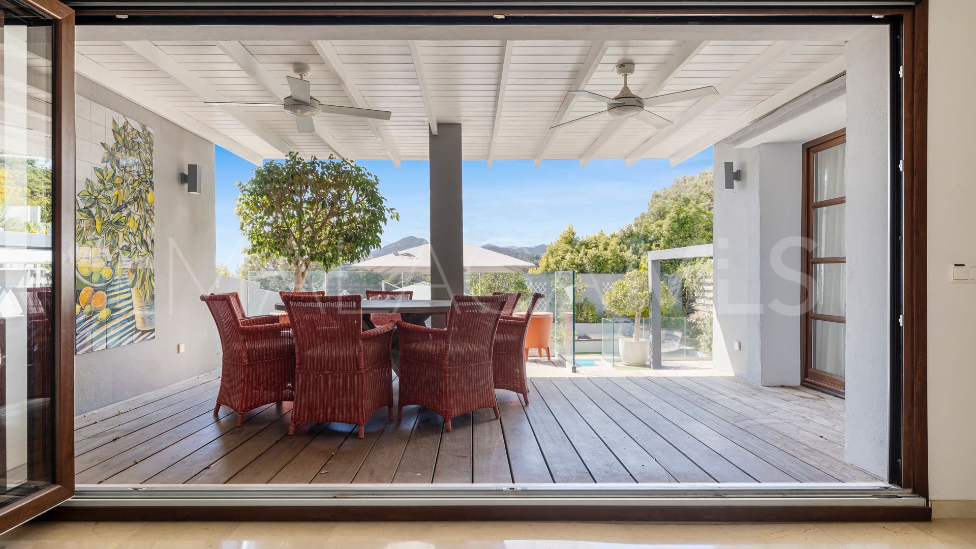 Hus i byn for sale in La Heredia