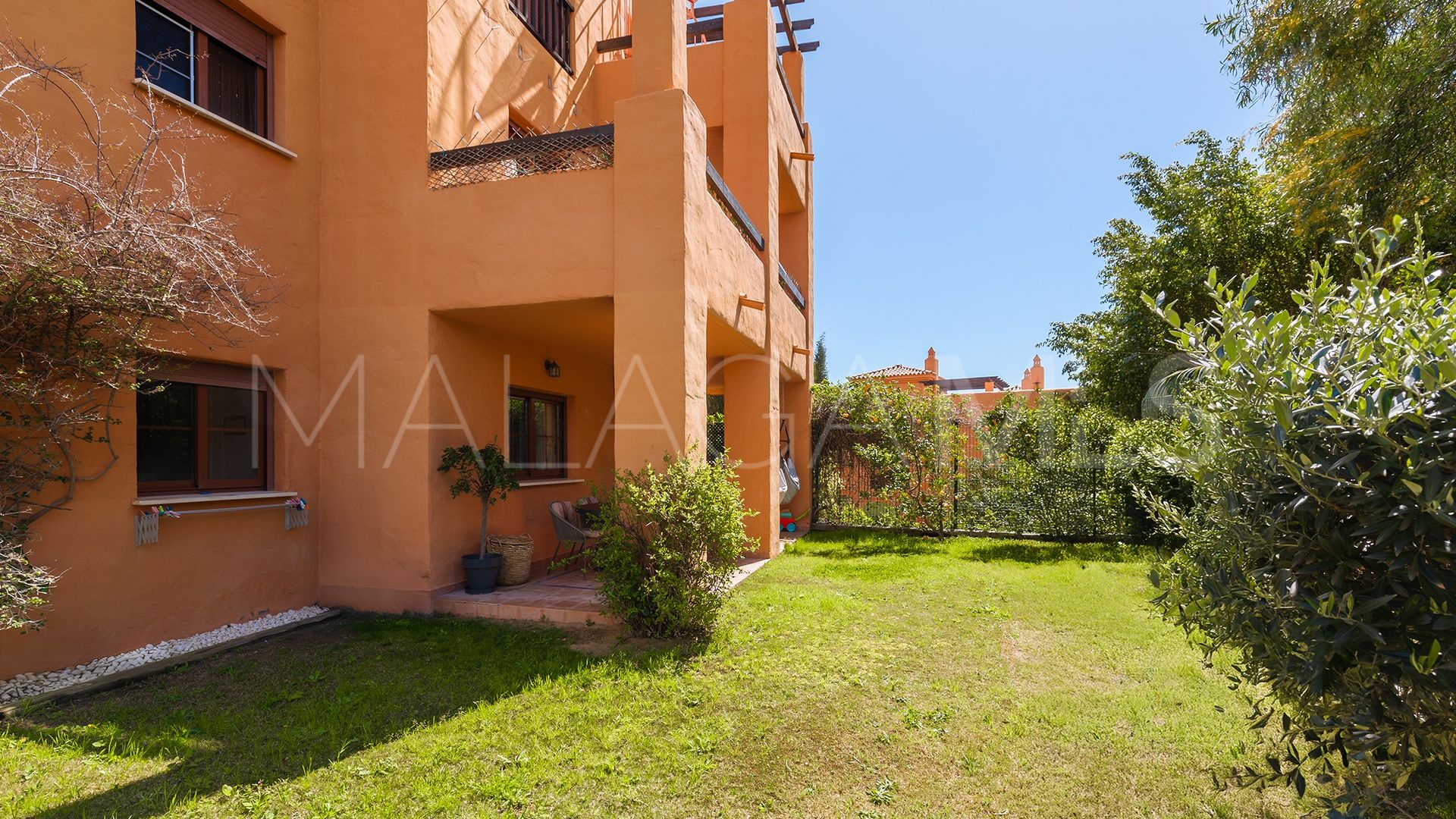 Markplanslägenhet for sale in Gazules del Sol