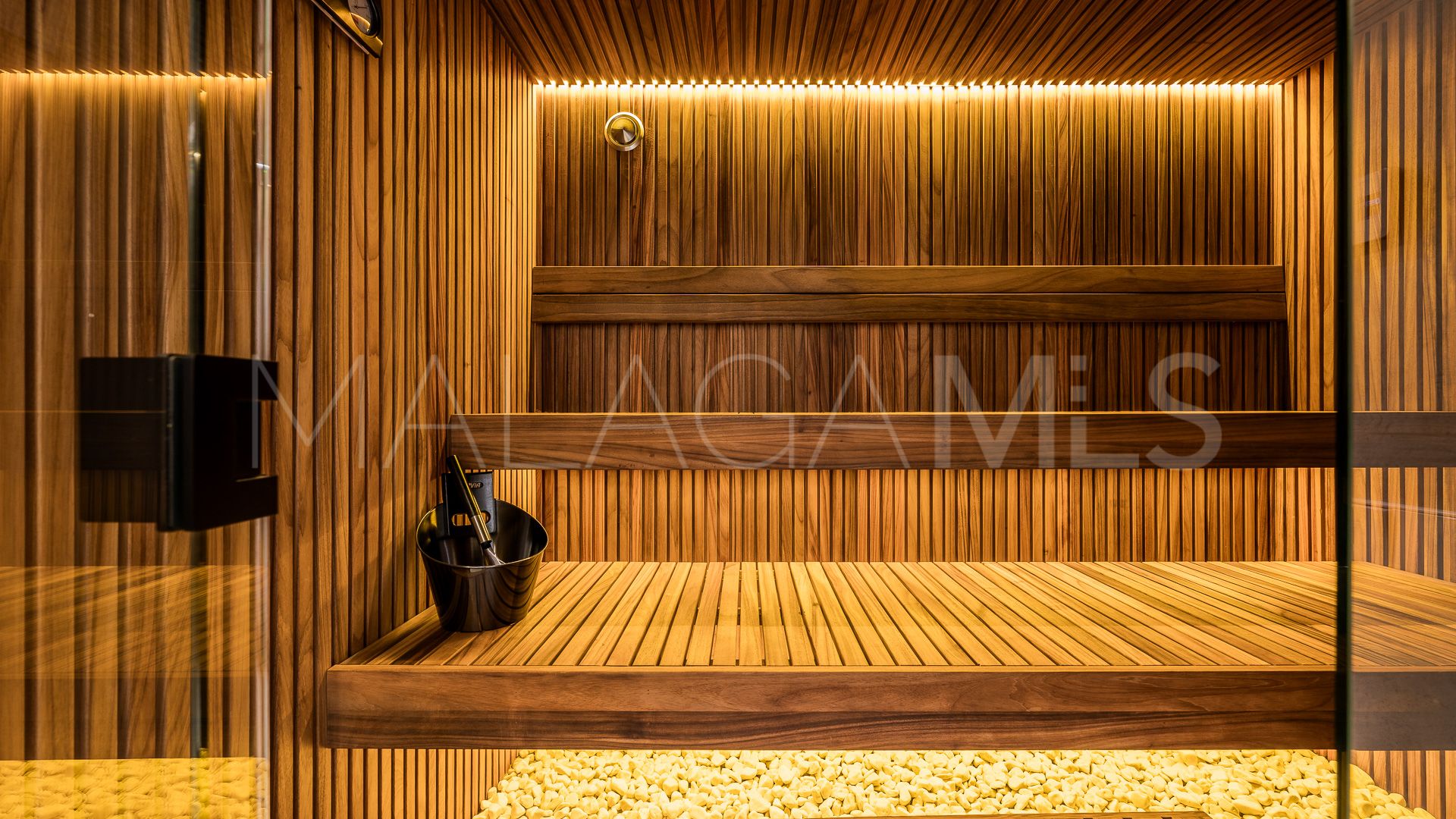 6 bedrooms villa for sale in El Rosario