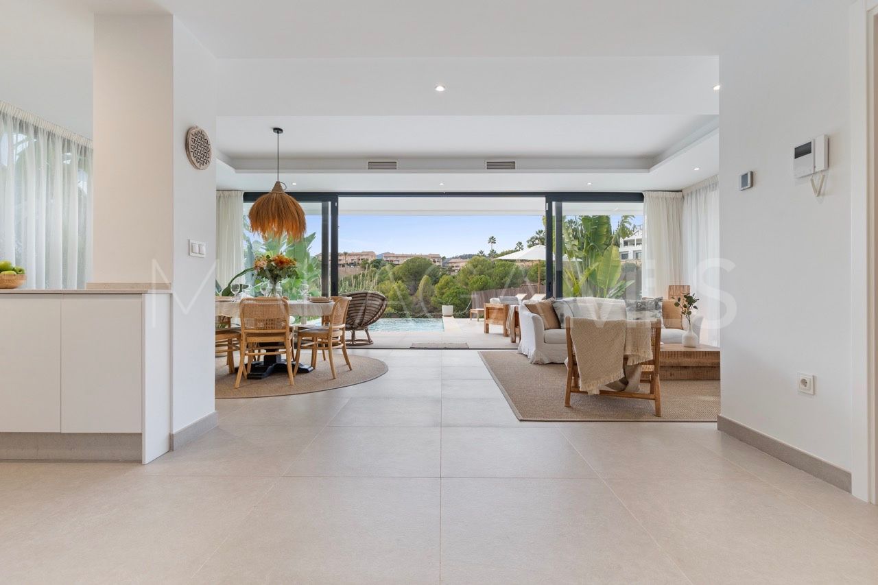 Villa for sale in La Resina Golf