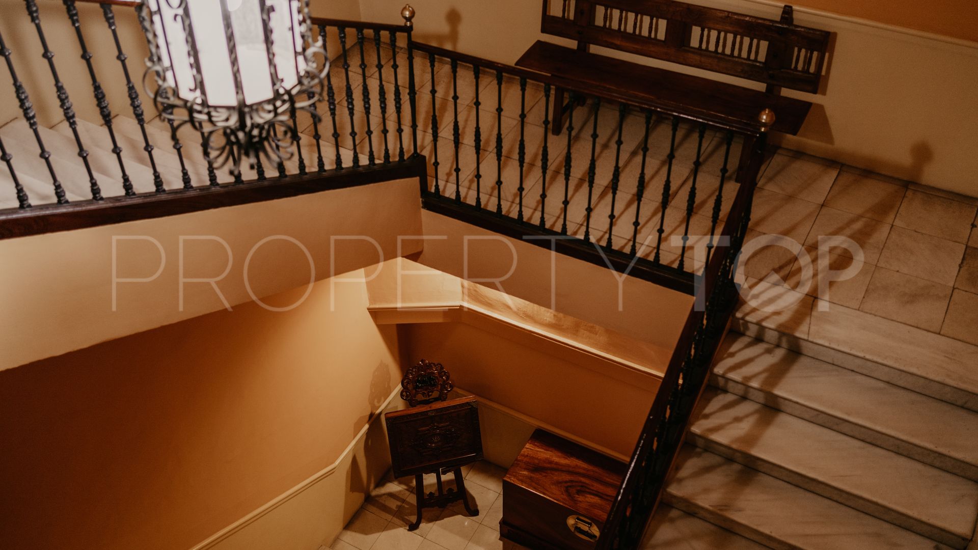 Buy 4 bedrooms penthouse in Centro Histórico