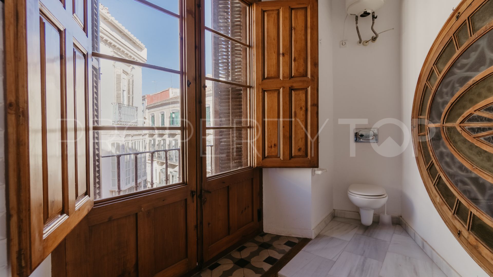 Buy 4 bedrooms penthouse in Centro Histórico