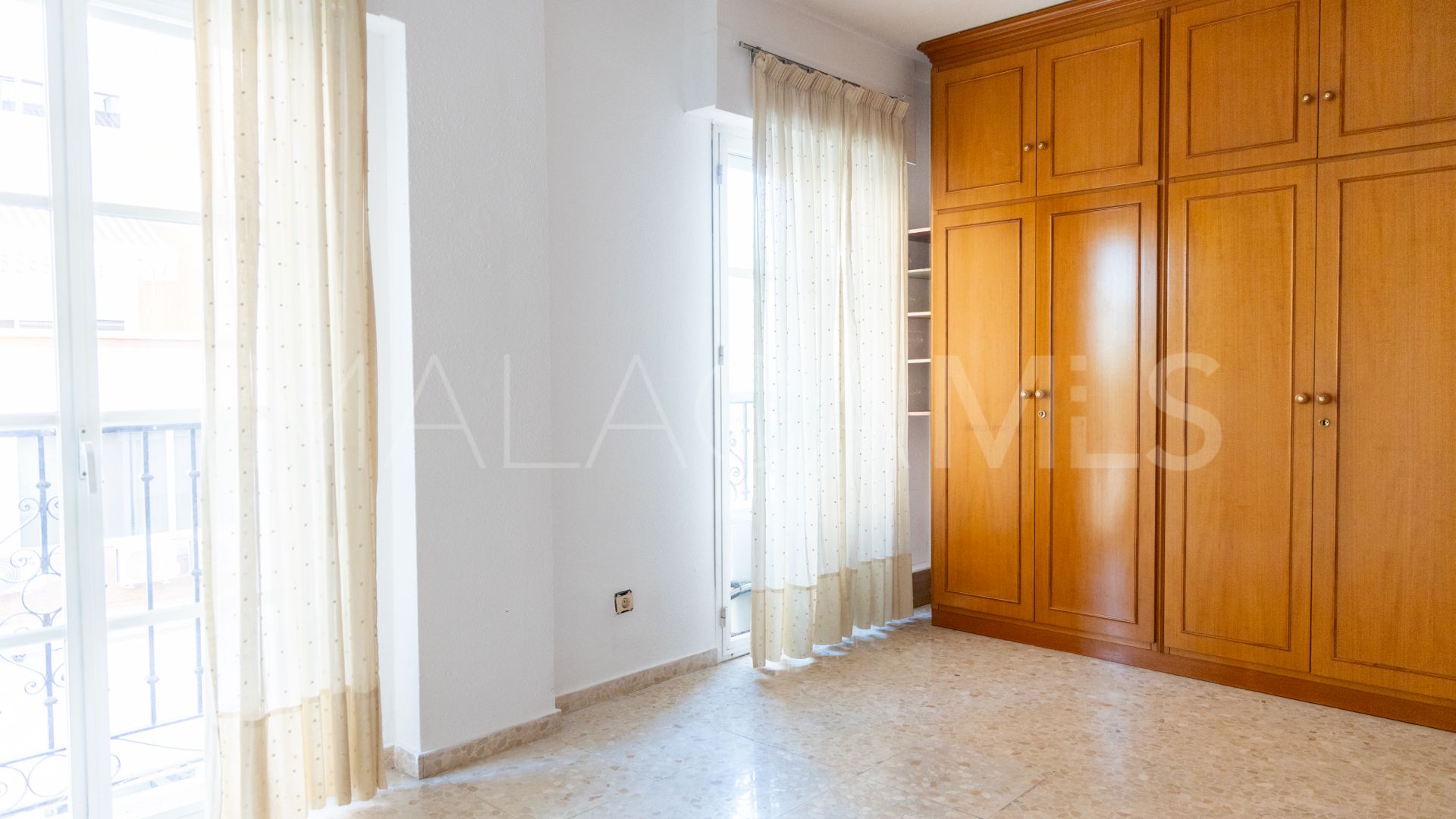 Se vende apartamento de 4 bedrooms in Perchel Sur - Plaza de Toros Vieja