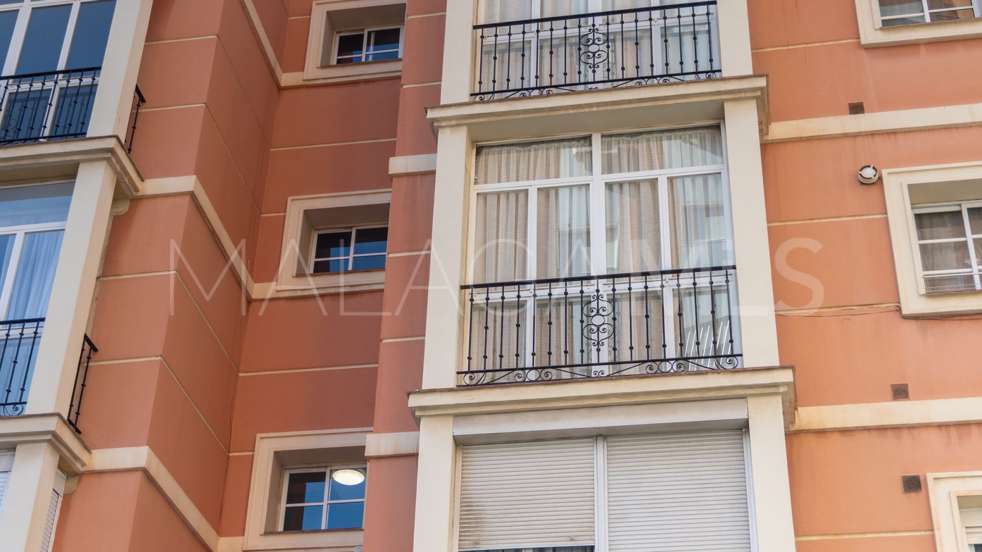 Se vende apartamento de 4 bedrooms in Perchel Sur - Plaza de Toros Vieja