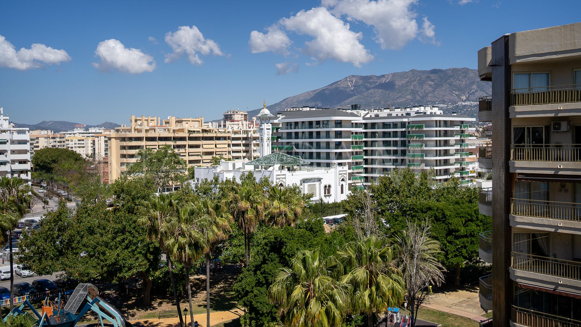 Wohnung for sale in Fuengirola Puerto