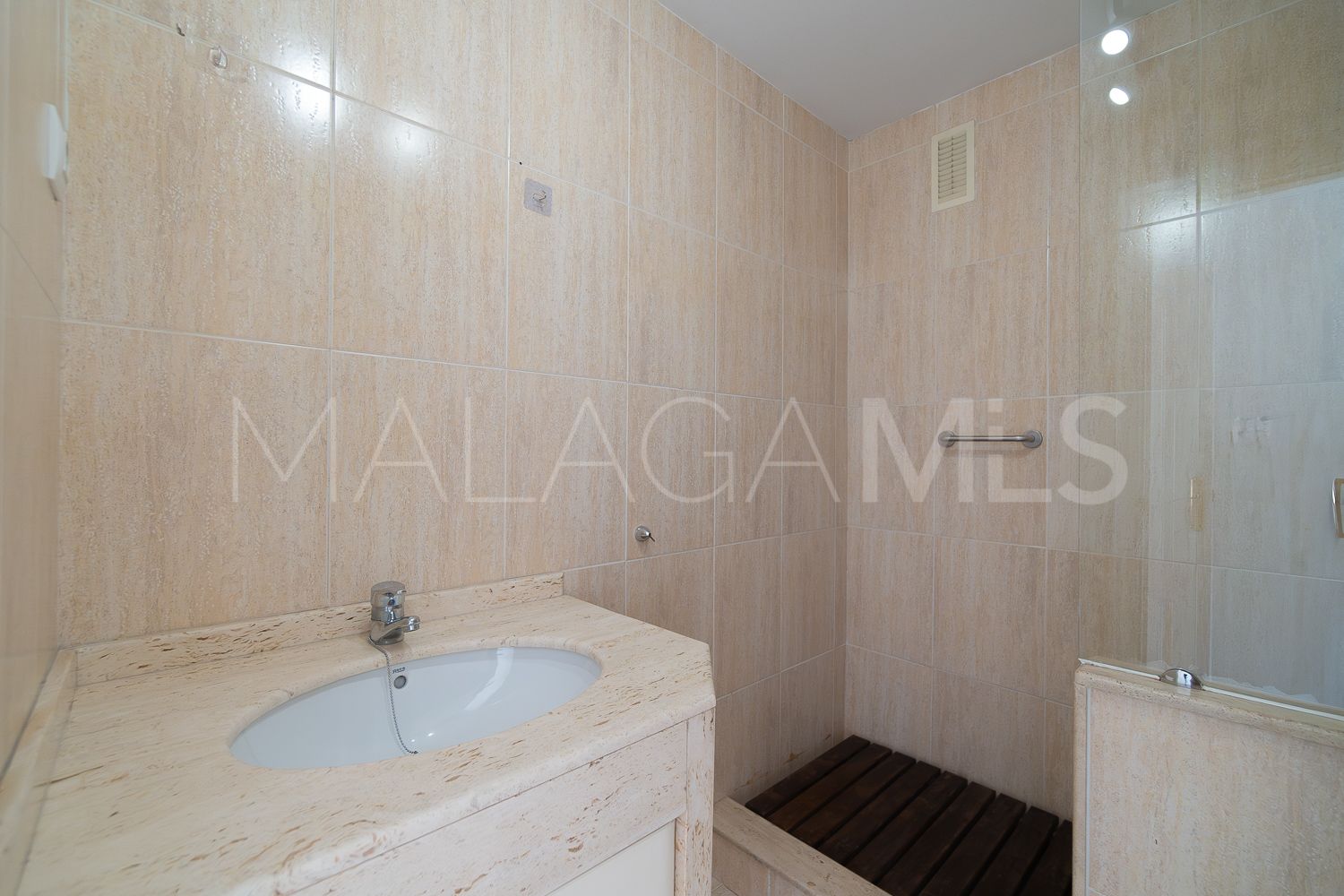 Apartment for sale in Centro Histórico with 2 bedrooms