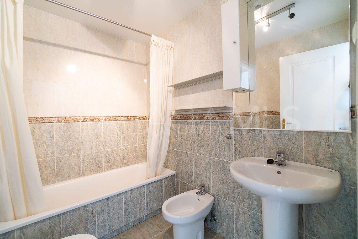 Apartment for sale in Centro Histórico with 2 bedrooms