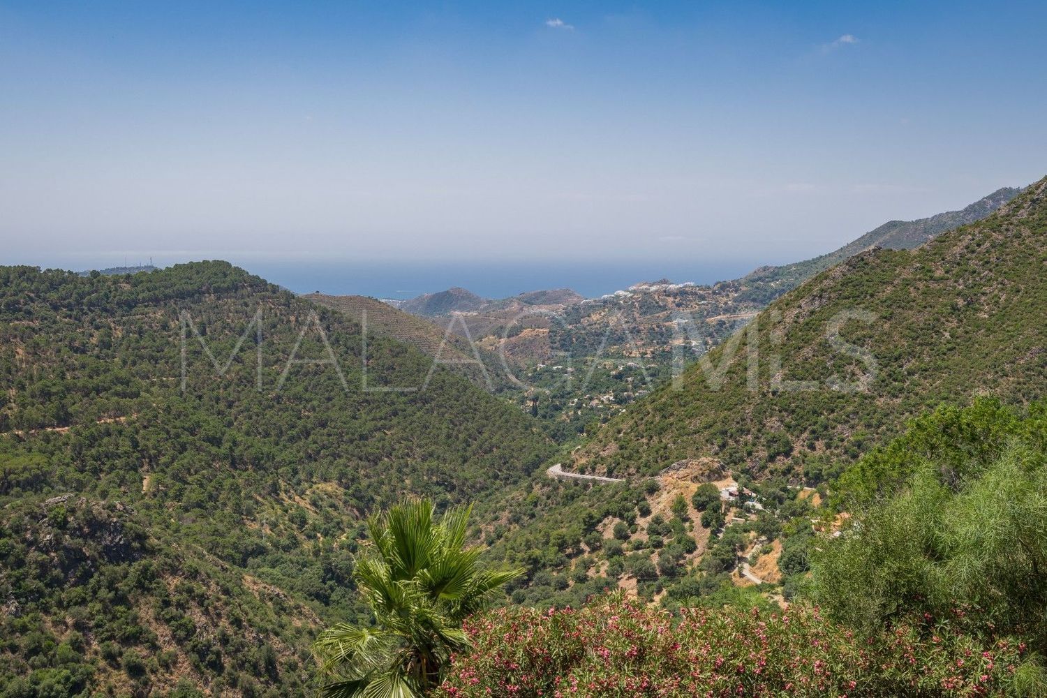 Buy casa de 9 bedrooms in Ojen