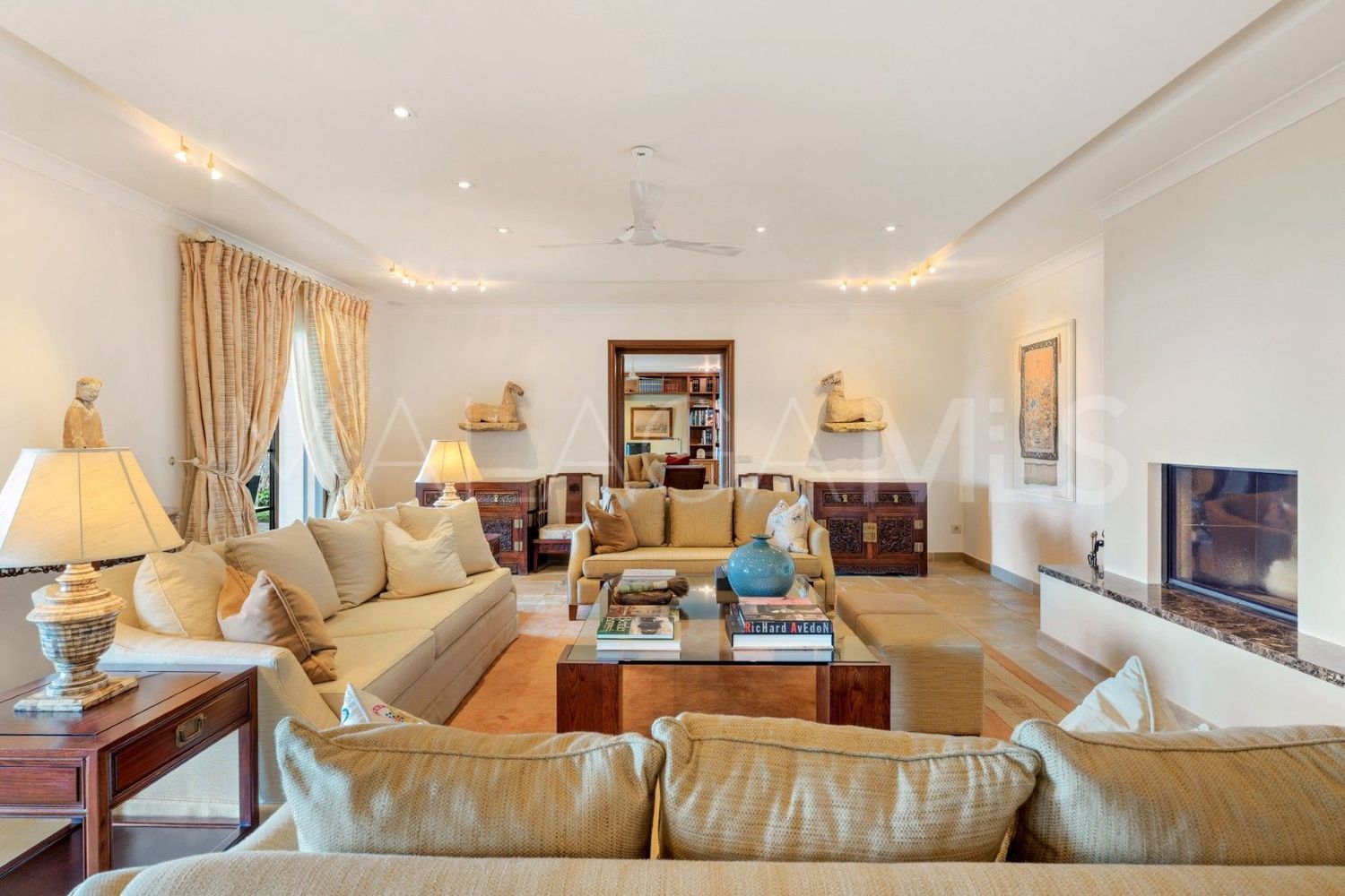 9 bedrooms Ojen house for sale