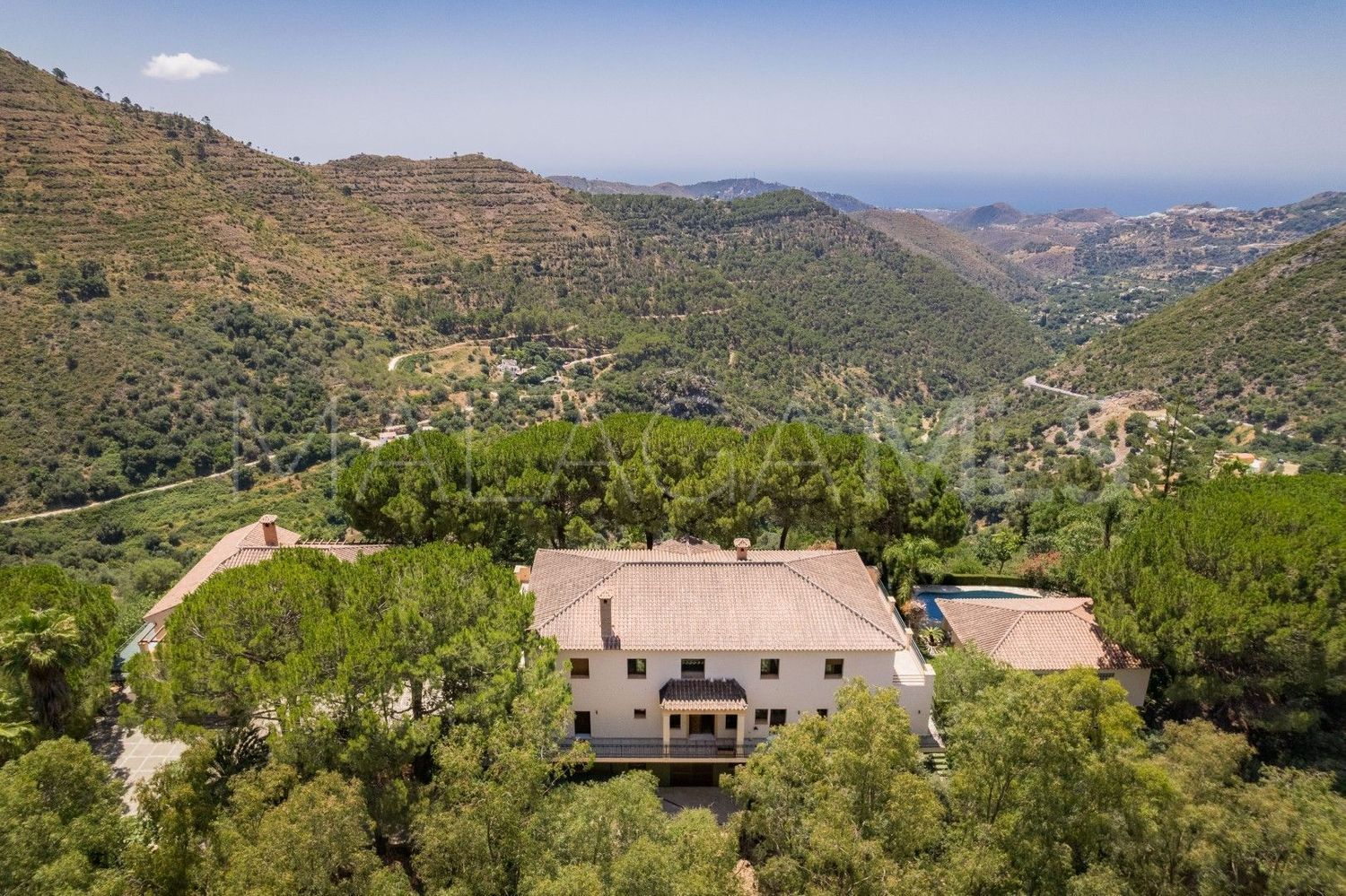9 bedrooms Ojen house for sale