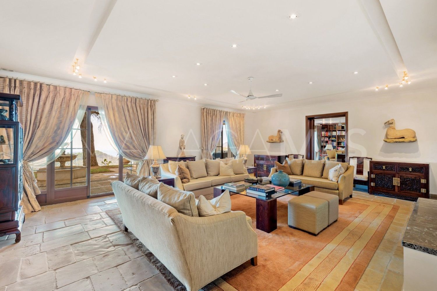 9 bedrooms Ojen house for sale