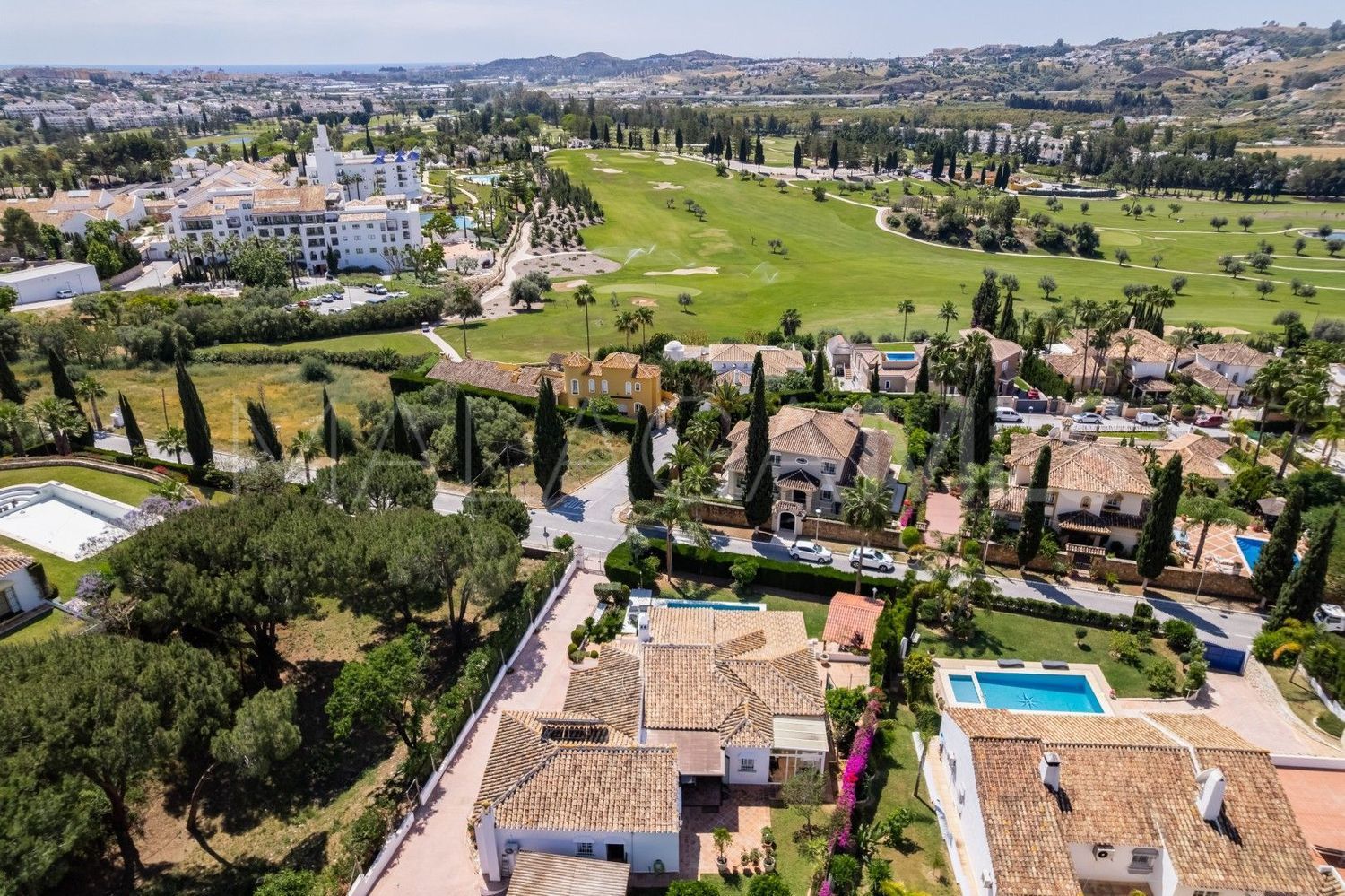 Hus i byn for sale in Mijas Golf