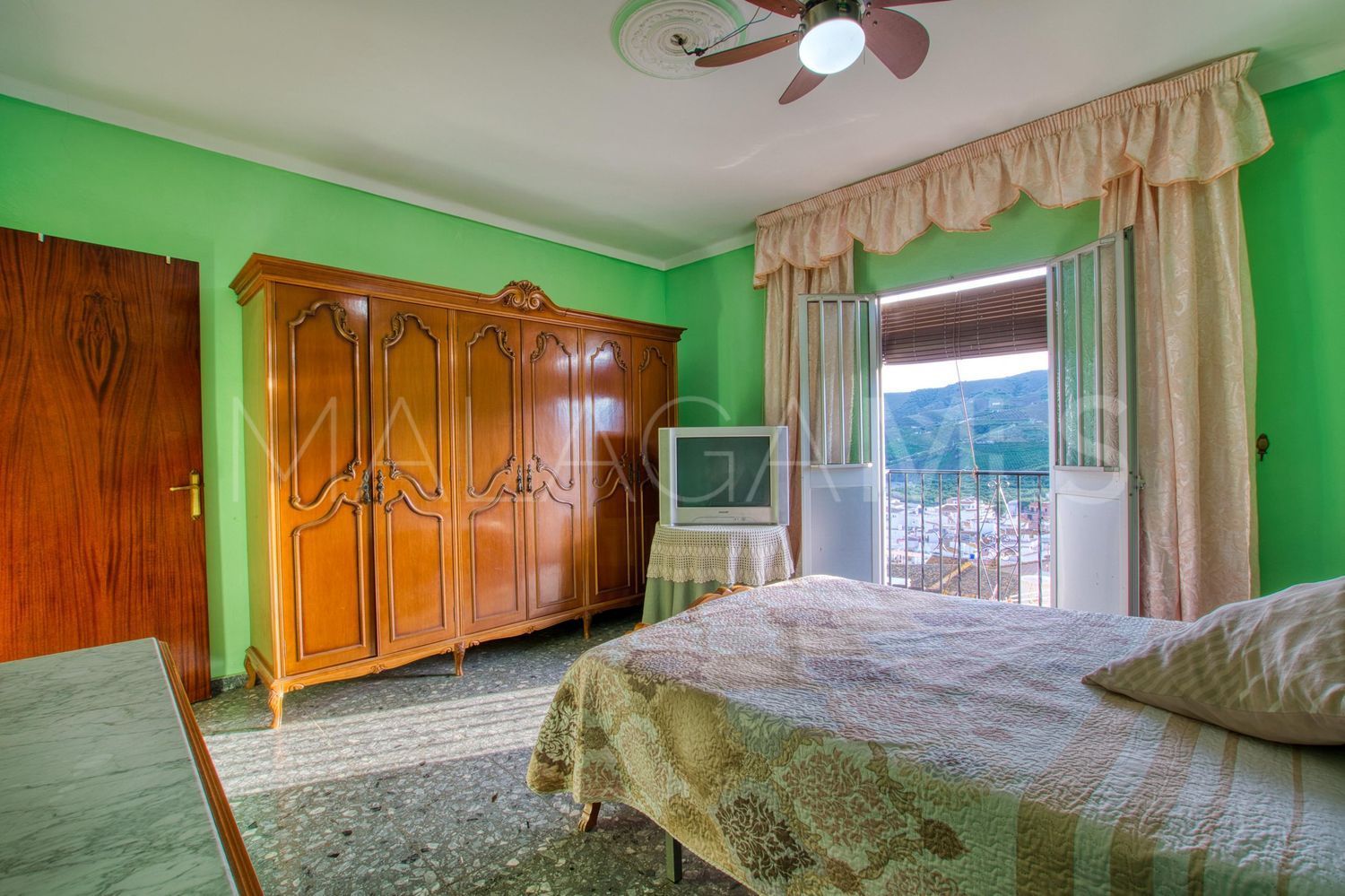 Casa for sale with 3 bedrooms in Benamargosa