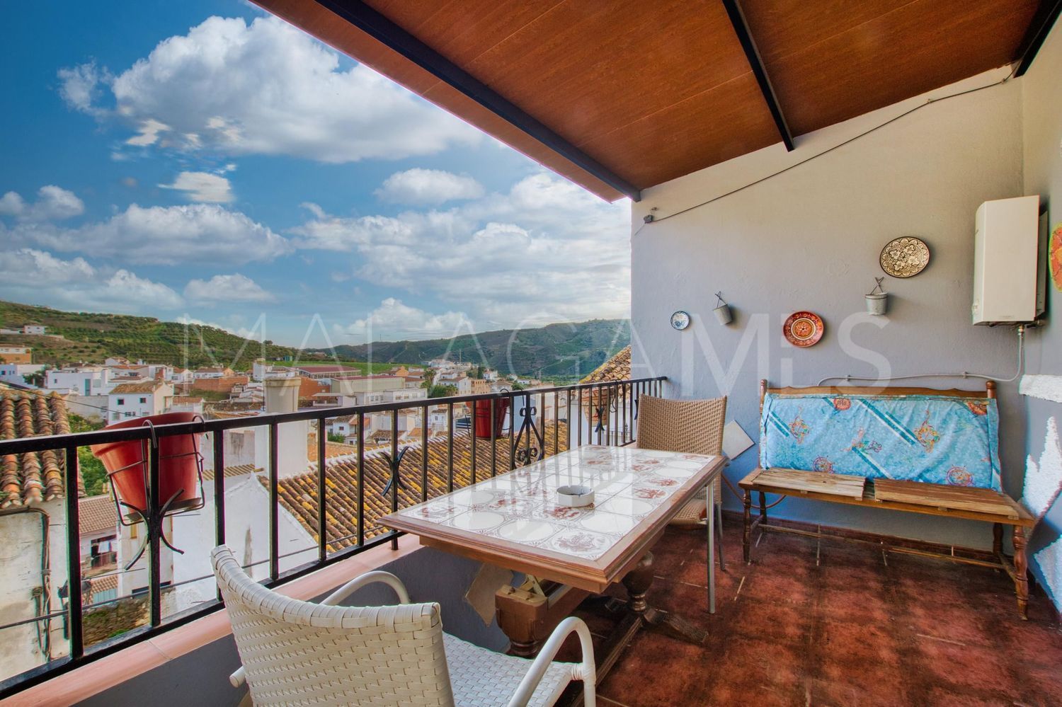 Casa for sale with 3 bedrooms in Benamargosa