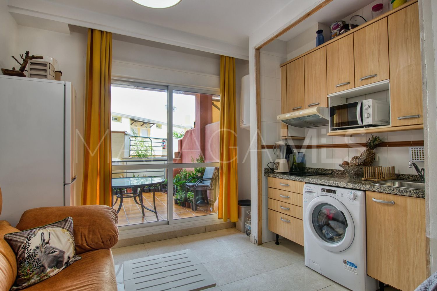 For sale flat in Añoreta