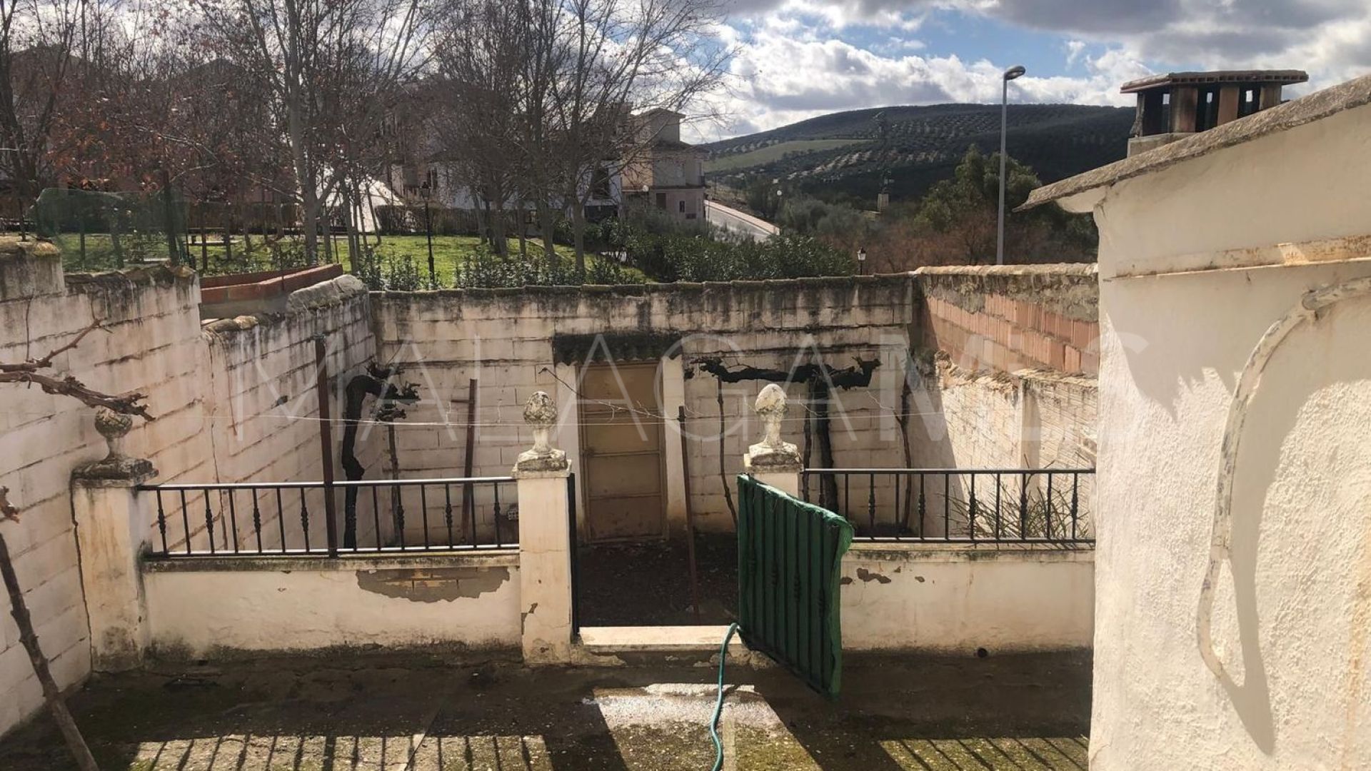 Hus i byn for sale in Cuevas Bajas