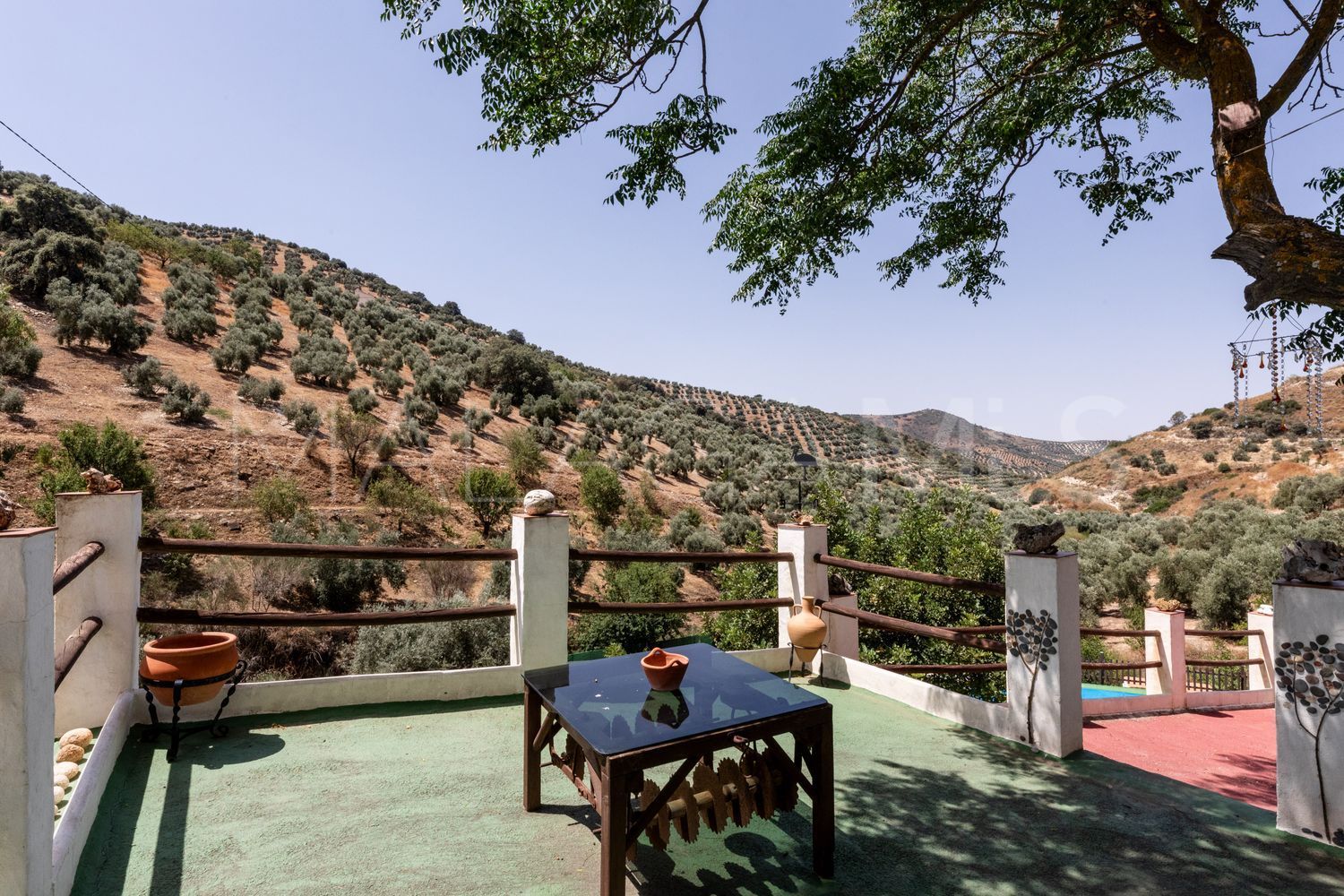 Cuevas de San Marcos country house for sale