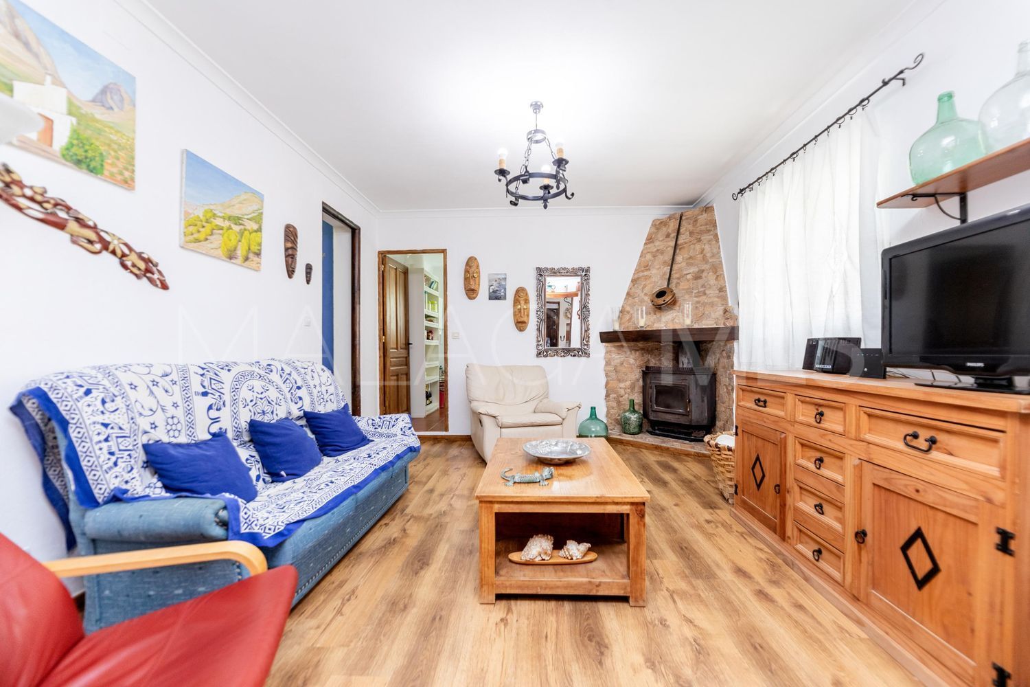 Hus på landet for sale in Cuevas de San Marcos