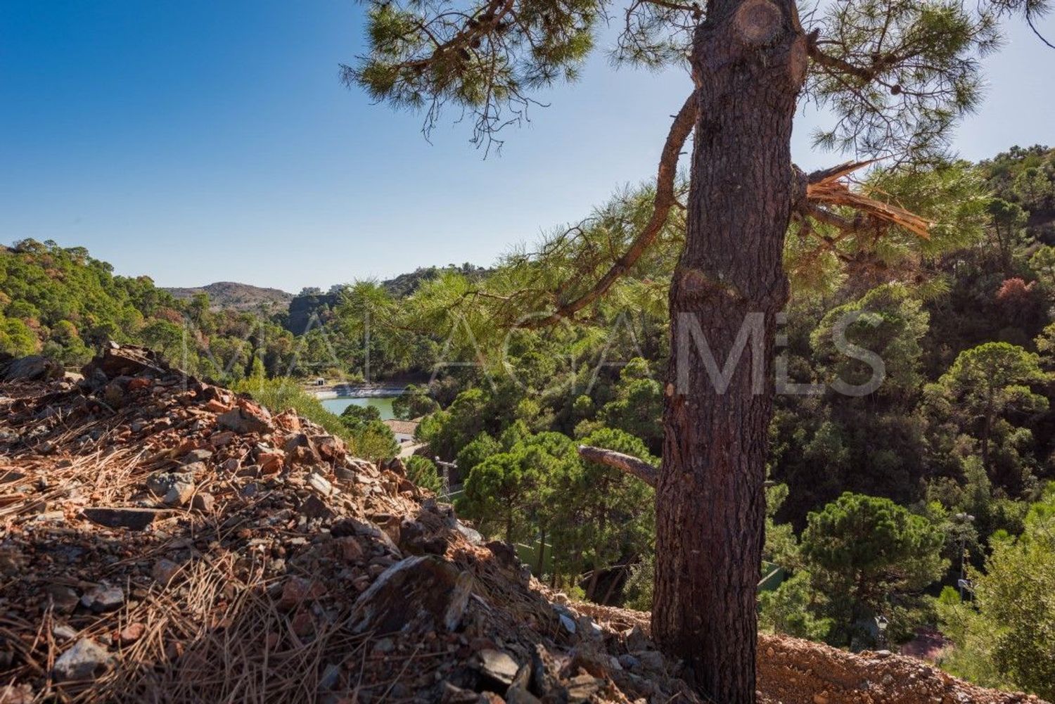 Tomt for sale in Benahavis