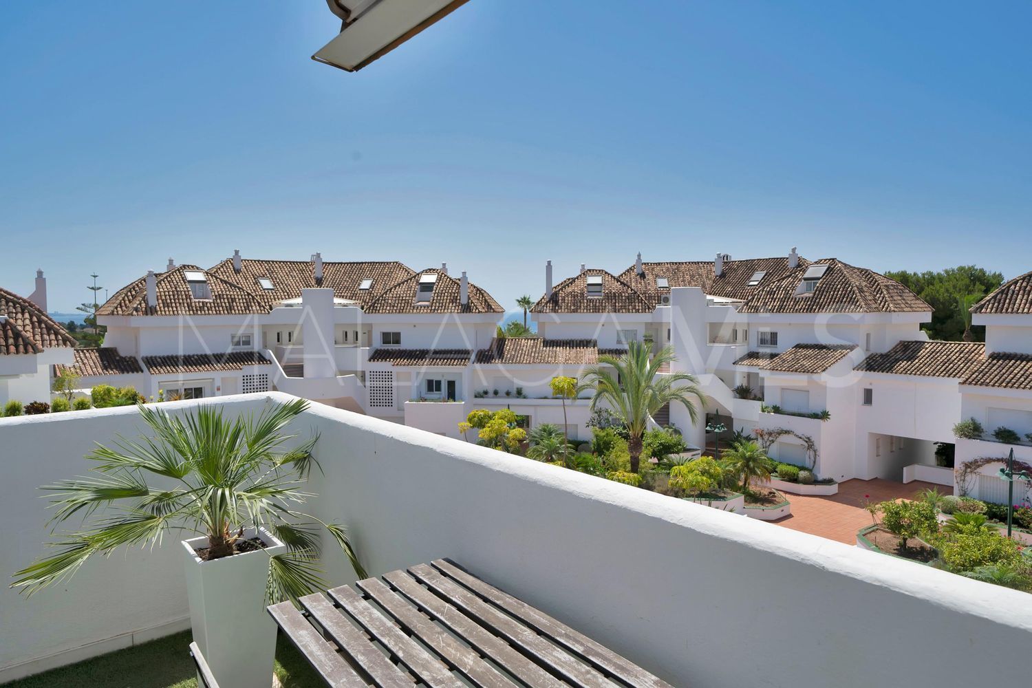 Lägenhet for sale in Las Lomas del Marbella Club