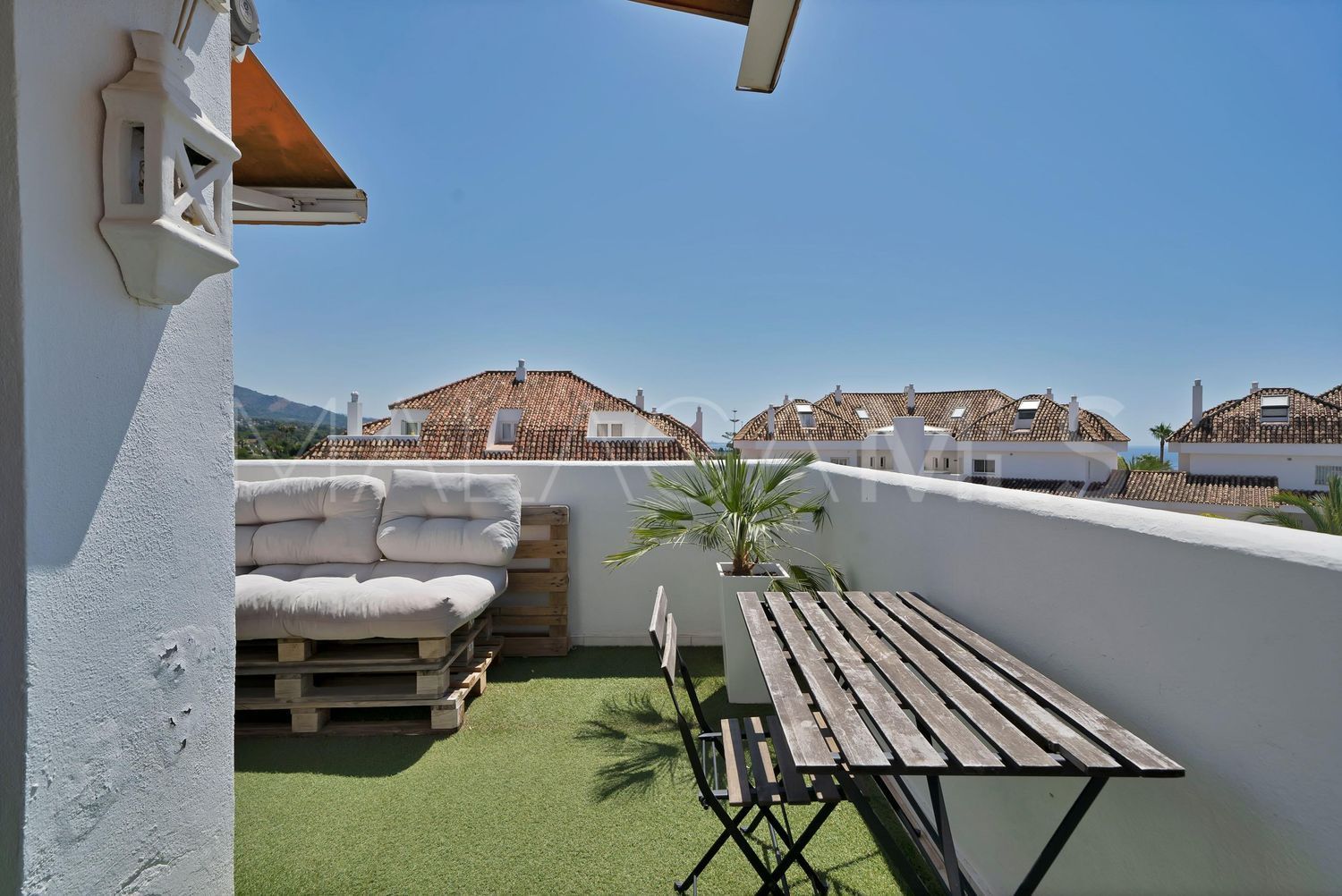 Lägenhet for sale in Las Lomas del Marbella Club