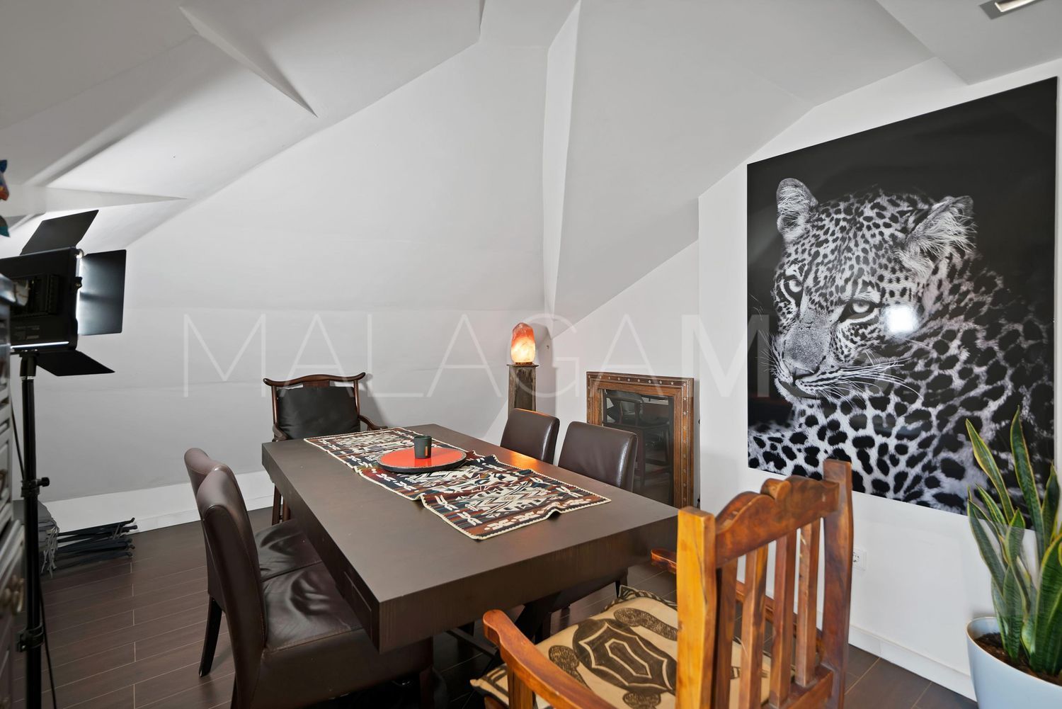 Lägenhet for sale in Las Lomas del Marbella Club