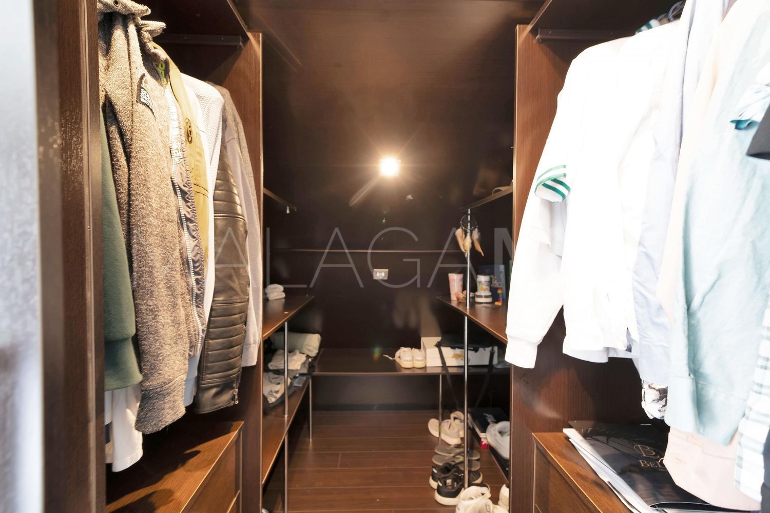 Lägenhet for sale in Las Lomas del Marbella Club