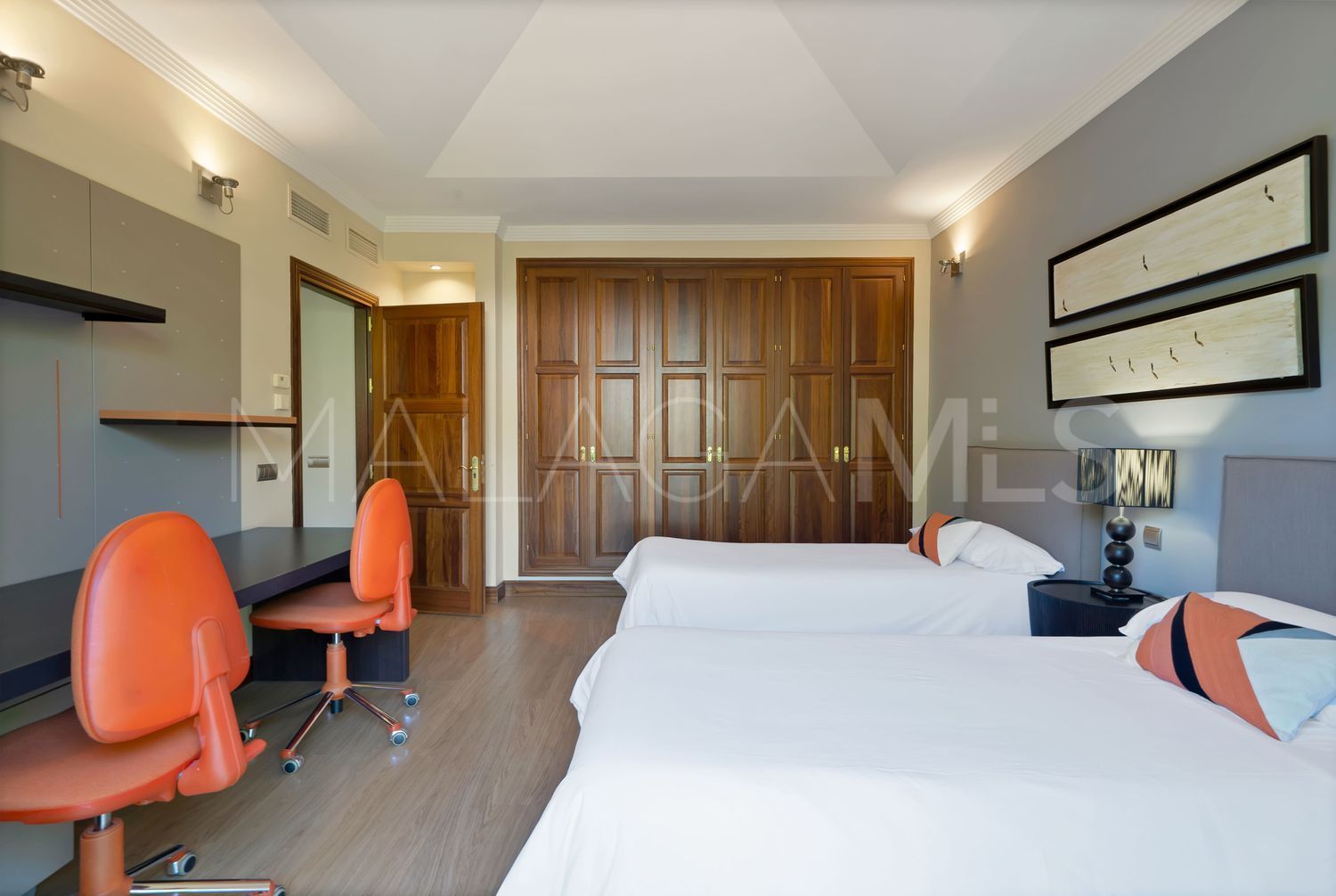 Maison for sale in Las Lomas del Marbella Club