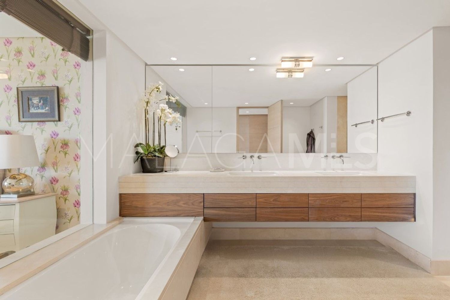 Lägenhet for sale in Marbella - Puerto Banus