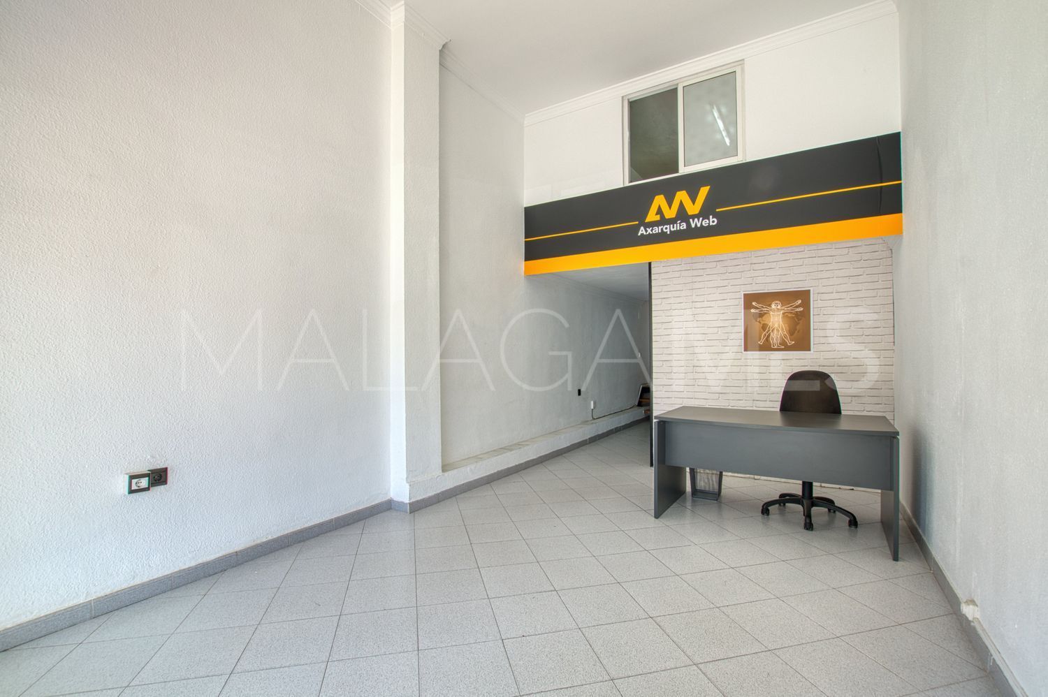 Commercial for sale in Vélez-Málaga