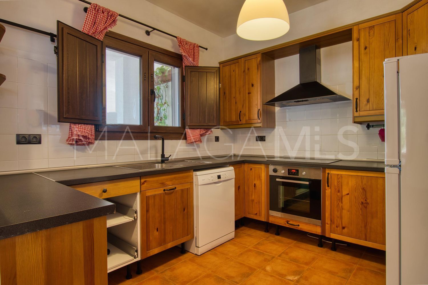 Haus for sale in Periana