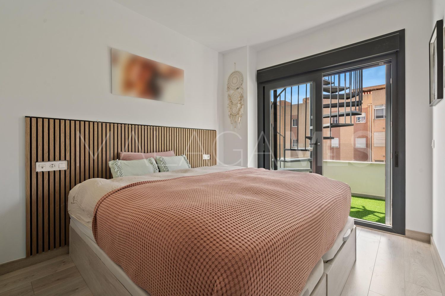 Buy piso in Los Reales - Sierra Estepona