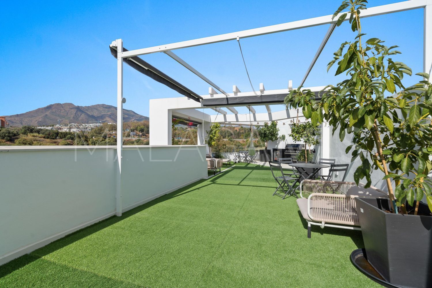 Buy piso in Los Reales - Sierra Estepona