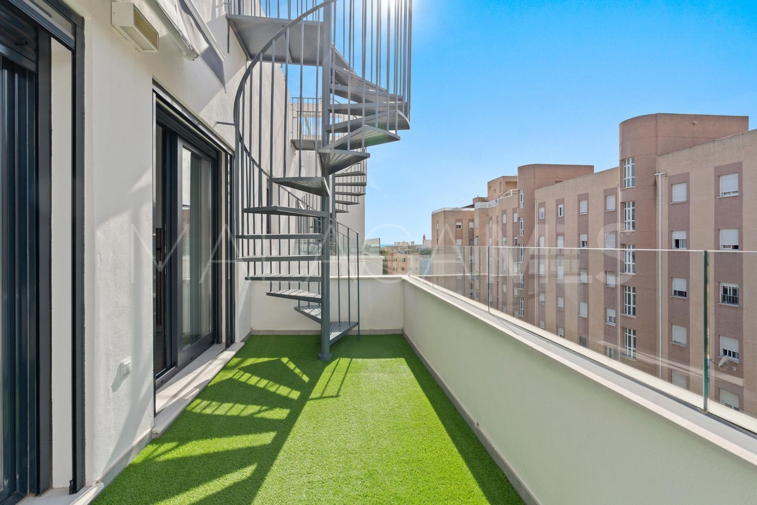 Buy piso in Los Reales - Sierra Estepona